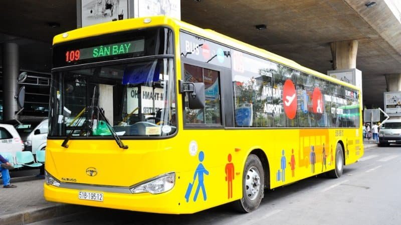 How to Get from Tan Son Nhat International Airport to Ho Chi Minh City Center in 2025