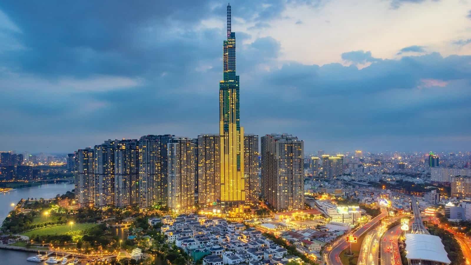 Landmark 81 skyscraper - Panoramic cityscape views from one of Southeast Asia’s tallest buildings